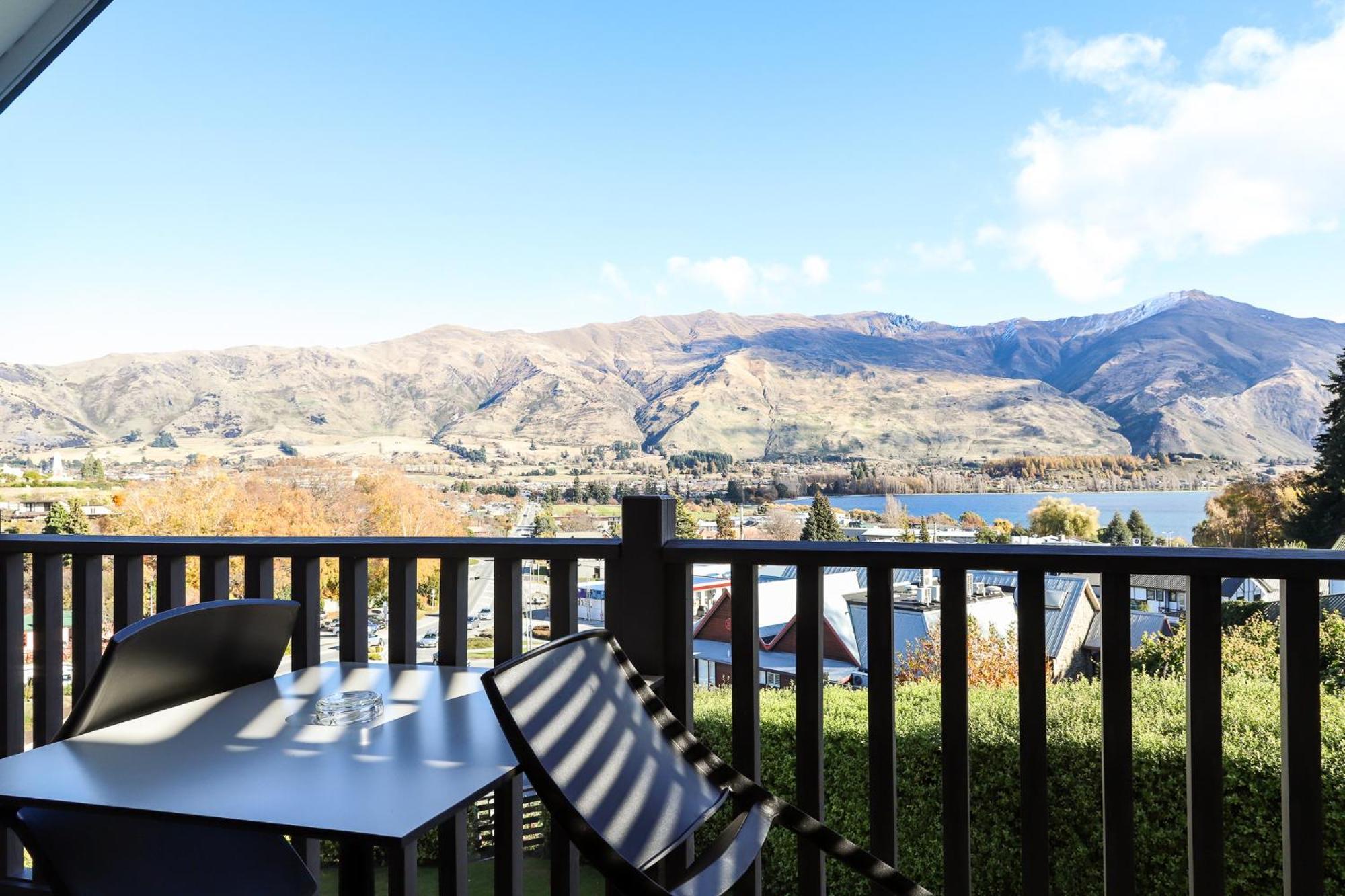 Ride Base Wanaka Apartments Buitenkant foto