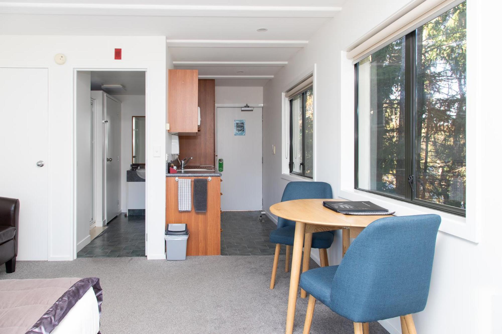 Ride Base Wanaka Apartments Buitenkant foto