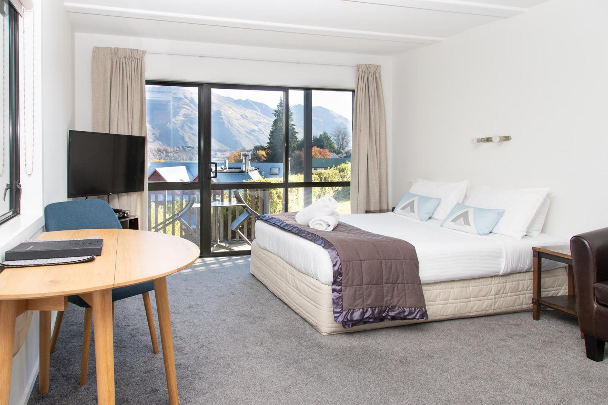 Ride Base Wanaka Apartments Buitenkant foto