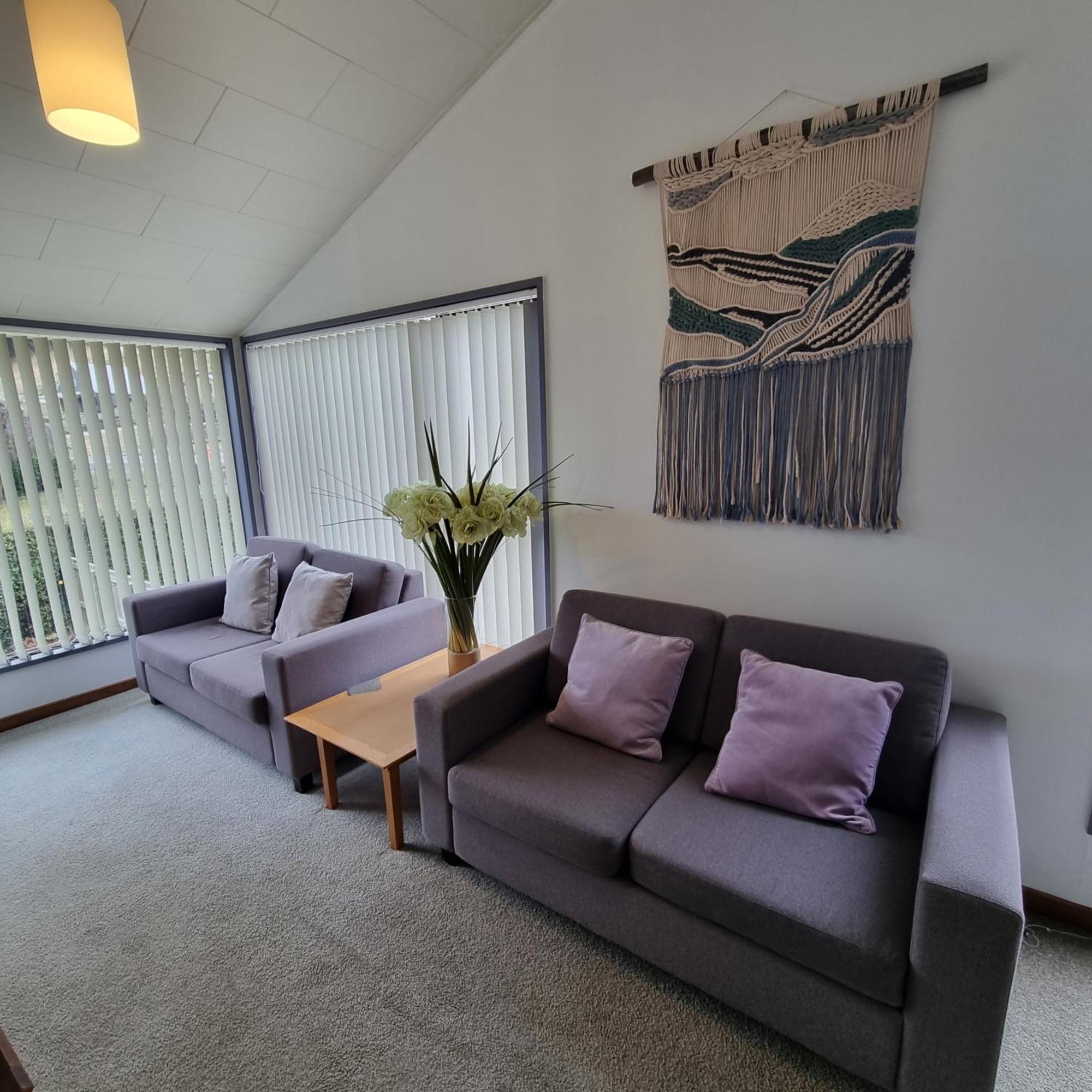 Ride Base Wanaka Apartments Buitenkant foto