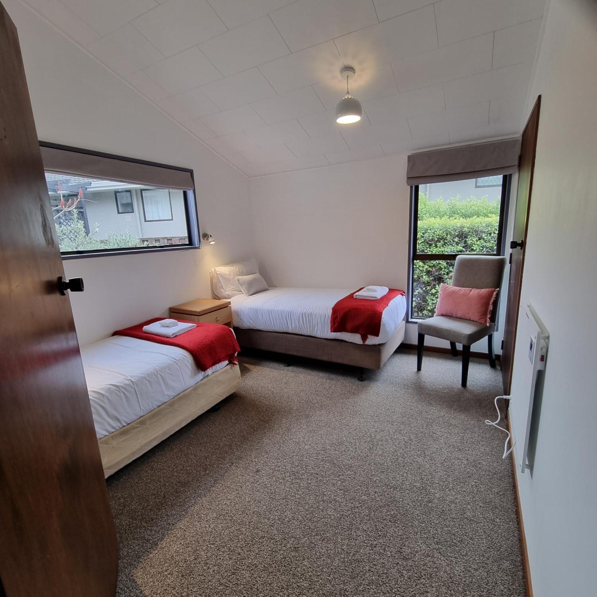 Ride Base Wanaka Apartments Buitenkant foto